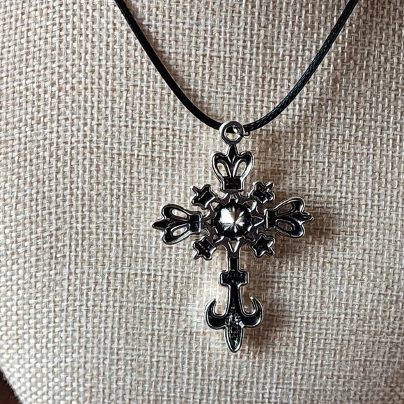 Elegant Silver Goth Easter Cross Pendant Necklace with Red Gem - Picture 8 of 8